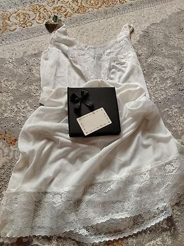 Baş geyimləri: 8 marta özəl hediyyelik qablaşmada gecelikler 36.44 razmer 10 azn 🎀 — 2