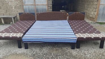Çarpayı taxtlar Təzə hazırları var Çatdırılma var 1 nəfərlik 60 manat