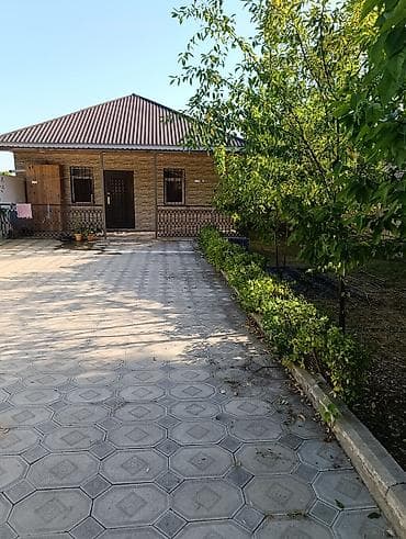 QEBELEDE Kənd evi – geniş həyət və meyvə ağacları ilə - Tək