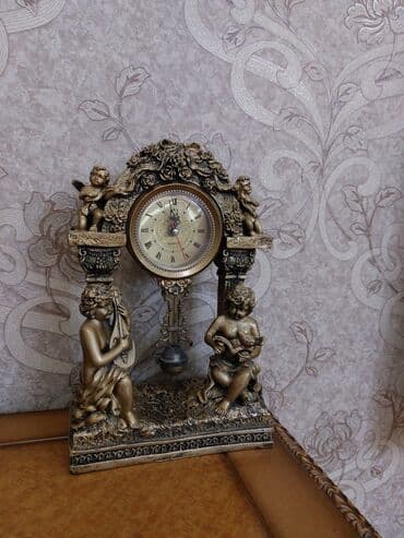 20 yanvar şəkilləri çəkmək: Masaüstü saatlar, Elektron, Mayatnik — 2