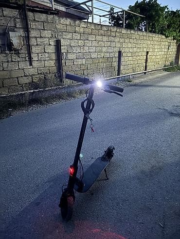 elektro scuter: ​Akkumulyator: Yenidir (təzə dəyişilib), enerjini əla saxlayır — 6