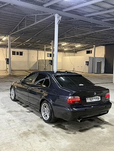 kia optima 2014: BMW 5 series: 2.8 l | 1998 il Sedan — 4