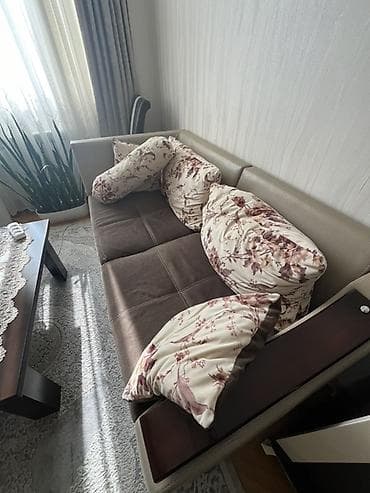 divan ikinci: Di̇van-kravat, Açılan, Bazalı, Parça — 2