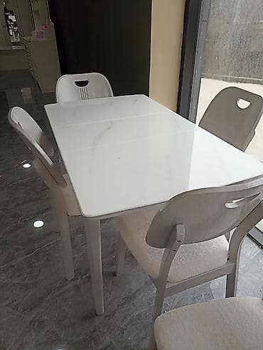 isti: Mətbəx üçün, Yeni, Açılmayan, Dördbucaq masa, 4 stul — 1