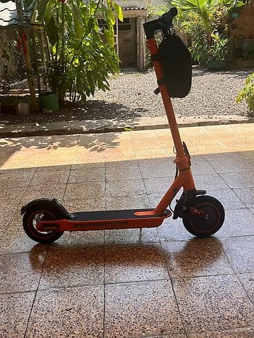 electro gitara: Elektrik skuter – narıncı rəng Xüsusiyyətlər: - Geniş, sürüşməyə — 1