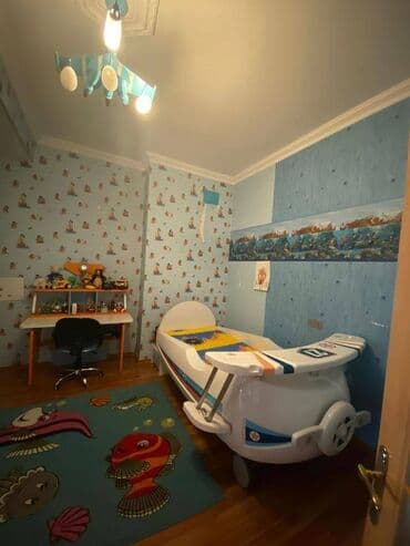 sarayda yeni tikili binalar: 4 otaqlı, Yeni tikili, 160 kv. m — 4