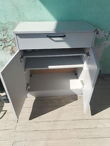 serf qapılar: Boz rəngli çoxfunksiyalı şkaf - Dizayn: Minimal, düzbucaqlı forma — 1