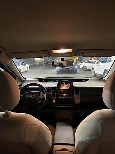 toyota prius kapot: Toyota Prius (2-ci nəsil) hibrid hetçbek - Gümüş/boz rəngli kuzov, 5 — 5