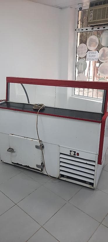 Soyuducu vitrin – 1 ədəd Məhsul təsviri: - Mağaza, market