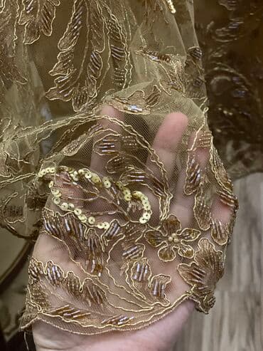qadın geyimləri və qiymətləri: Zitafet geyimi buserli bahali parcadan tikilib,altinin astari — 3