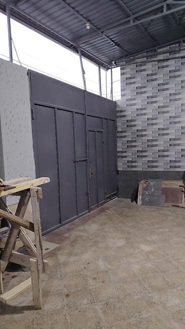 Дворовые ворота: Железо Дворовые ворота, Распашные, Механические, С дверью, цвет - Серый — 3