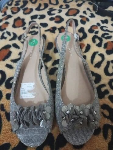 barya ayakkabı: Balenciaga, Ölçü: 37, Yeni — 1