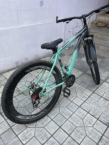 velosiped matorlu: 29luqdur arxa paçkada prablemləri var barterdə var 26lıq və yaxud — 2