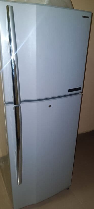 lalafo az islenmis xaladelnik: İşlənmiş 2 qapılı Toshiba Soyuducu Satılır, rəng - Gümüşü, Təkərli — 5