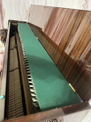 gitara satilir: Piano, Akustik — 5