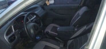 lada kalina 2005: ZAZ Sens: 1.3 l | 2010 il 145810 km Sedan — 4