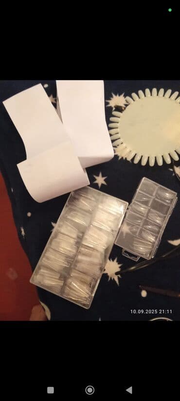 лампа для маникюра: Manikür üçün peşəkar avadanlıq dəsti. Komplekt: - Masaüstü — 4