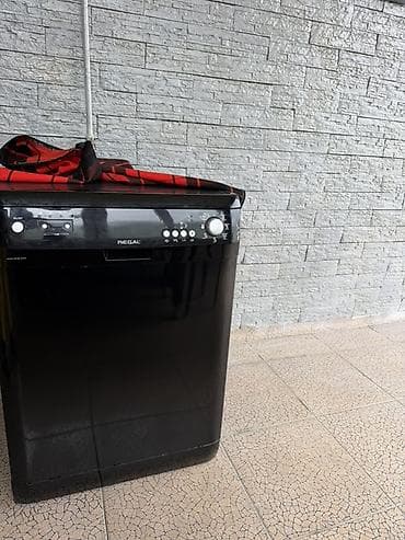 Qabyuyan maşın Regal, Tam qabaritli (60 sm.), Ayrıca dayanan, Yeni