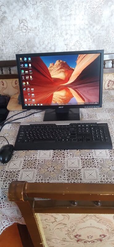 notebook hdd 1tb: Acer monitoru, Krauler sistem bloku, klaviatura və siçandan ibarət — 4