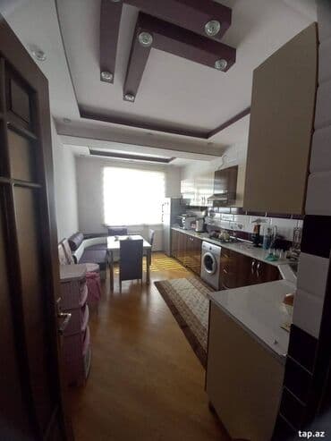 bina az musfiq qesebesi kohne tikili: İnşaatçılarda 20 mərtəbəli binanın 14 cü mərtəbəsində yerləşən,ümumi — 5