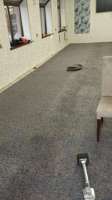 Döşəmə: Metrəsi 3 Manat Xalça Eni:1metr 75 sm İşdənmişdi Xalça Ofisə Yararlı — 3