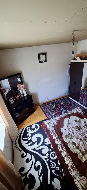 28 may ev: 🏡 MEHDİABADDA SATILIQ EV 📍 Ünvan: Mehdiabad qəsəbəsinin mərkəzi 📏 — 5