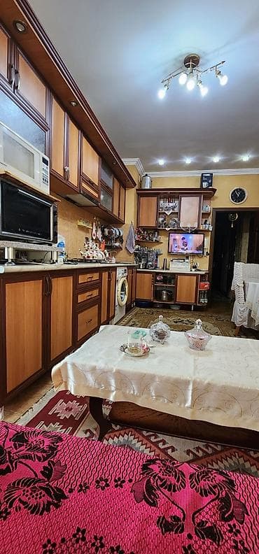 studio menziller: Nərimanov metroya yaxın Azinko binaları 3otaqlı mənzil otaq yoldaşı — 7