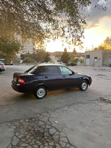 maşın bmv: ВАЗ (ЛАДА) Priora: 1.6 л | 2015 г. 262000 км Седан — 7