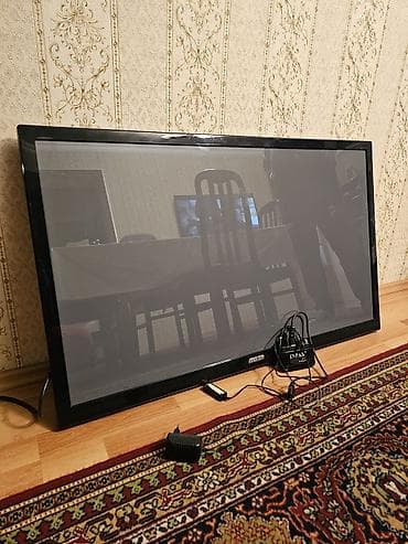 140 ekran: Televizor Samsung LED ekran 50" FHD (1920x1080) — 2
