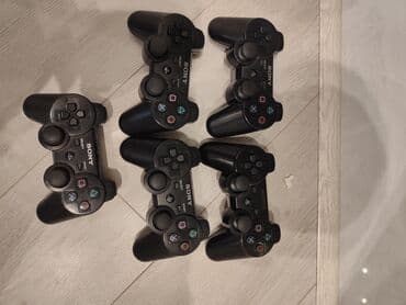 Mauslar: Ps3 pultudur işlək vəziyətdədir.5 ədəd PS3 pultu 45 manat real aliciya — 3