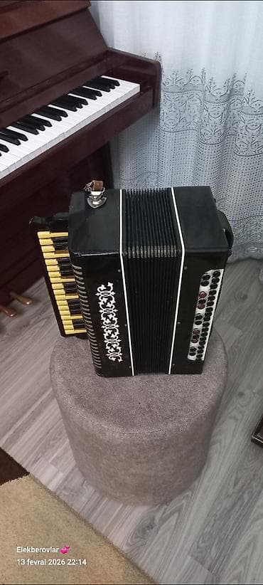 Kitablar və jurnallar: Qarmon, İşlənmiş, Ünvandan götürmə, Ödənişli çatdırılma, Rayonlara çatdırılma — 2