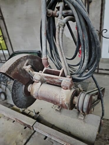 Taxta-şalban: Dəmirkəsən aparat — 1