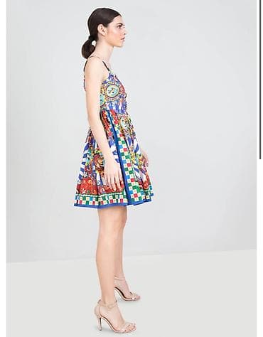 Baş geyimləri: Dolce qabbana sarafan.sml olcuye uygun,cox baha alinib — 2