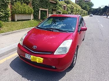 Toyota Prius (2-ci nəsil) hibrid hetçbek Xüsusiyyətlər: - Hibrid — 4