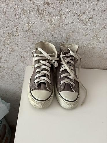 Unisex kanvas hi-top krossovkalar
37razmerdedi — 3