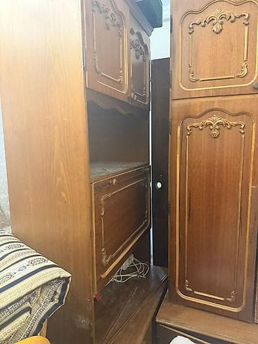 qapi taxta: Klassik üslubda iri ölçülü mebel dəsti - Material: təbii ağac əsaslı — 3