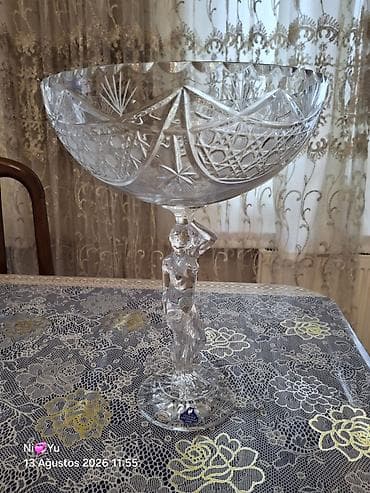 parda tul: Gusev Kristal Zavodu istehsalı olan əl işi kristal meyvə/qənnadı qabı — 1