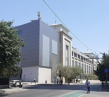 Mərkəzi bank.28 Moll, Milli Konservatoriyanın yanindaki 7 mərtəbəli — 3