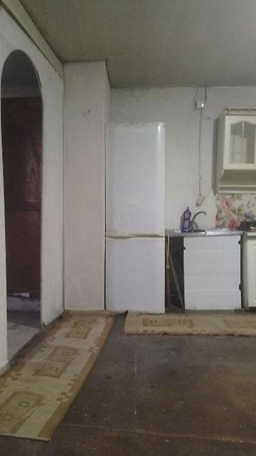 Həyət evləri və villalar: Kirayə verilir: mətbəx-kombi tipli otaq - Otaqla birlikdə kiçik — 2