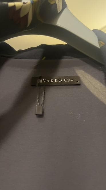 xonca desti: VAKKO C Line iki hissəli dəst - Rəng: tünd göy/qara tonlarında fon - — 3
