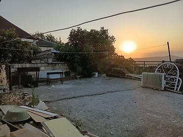 1 otaql: 4otaqlı mənzil – daxili koridoru uzun, işıqlı, plastik tavanlı. - — 10