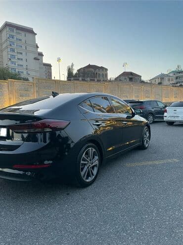 acura tl 3.7 at: Hyundai Elantra: 2 l | 2016 il Sedan — 4