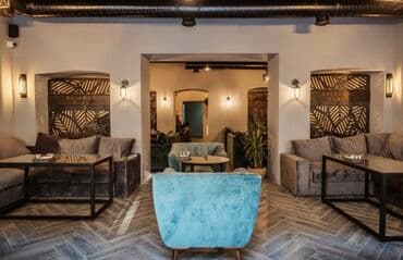 mebellər və qiymətləri: Kreslo uqlavoylar Kreslo tek neferlik 8ed biri 70azn İki neferlik — 1