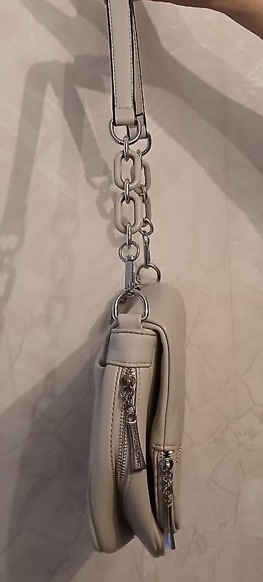 qadin alt: 2dəfə işlənib.Orginal FarfallaRosso — 2