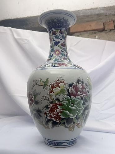 yapay gul: Bir vaza, Farfor — 2