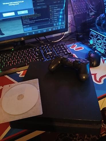 PlayStation 4 (PS4) Slim konsol dəsti Komplekt: - PS4 Slim konsol