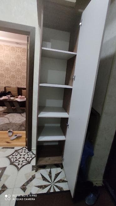 Mətbəx/dəhliz üçün hündür, dar saxlama dolabı - Ölçü: təxmini 200 sm