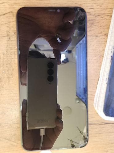 iphone 13 pro max case: IPhone 11 Pro Max, 64 GB, Matte Gold, Barmaq izi, Face ID — 8