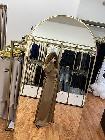 Stend vitrinləri: Tecili!!!Butik və geyim mağazası üçün vitrin/stend avadanlığı — 6