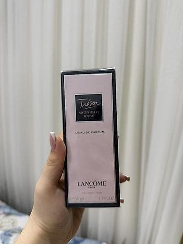 Lancome Trésor Midnight Rose – L’Eau de Parfum (50 ml, 1.7 fl oz) lalafo.az -da Lancome Trésor Midnight Rose – L’Eau de Parfum (50 ml, 1.7 fl oz)